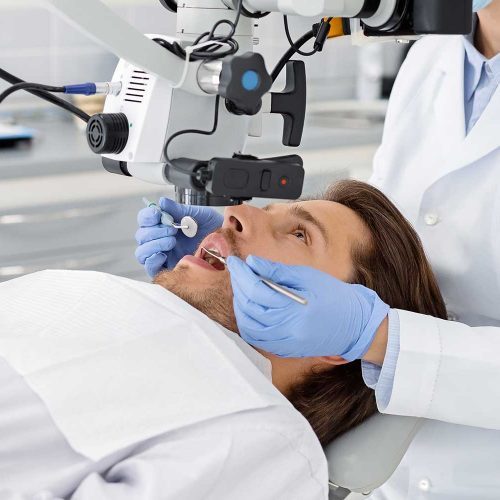 desvitalizar dentes microscopio Microscopia Endodontia