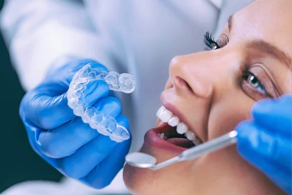aparelho-invisivel-invisalign-faro-algarve-600x400