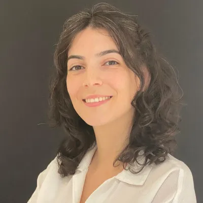 debora-ferreira-recepcionista-administrativa-algarve-clinica-atelier-do-sorriso-almancil