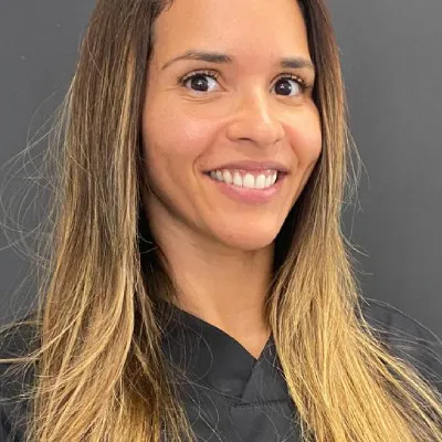 marilia-figueiredo-dentista-estetica-algarve-clinica-atelier-sorriso-almancil